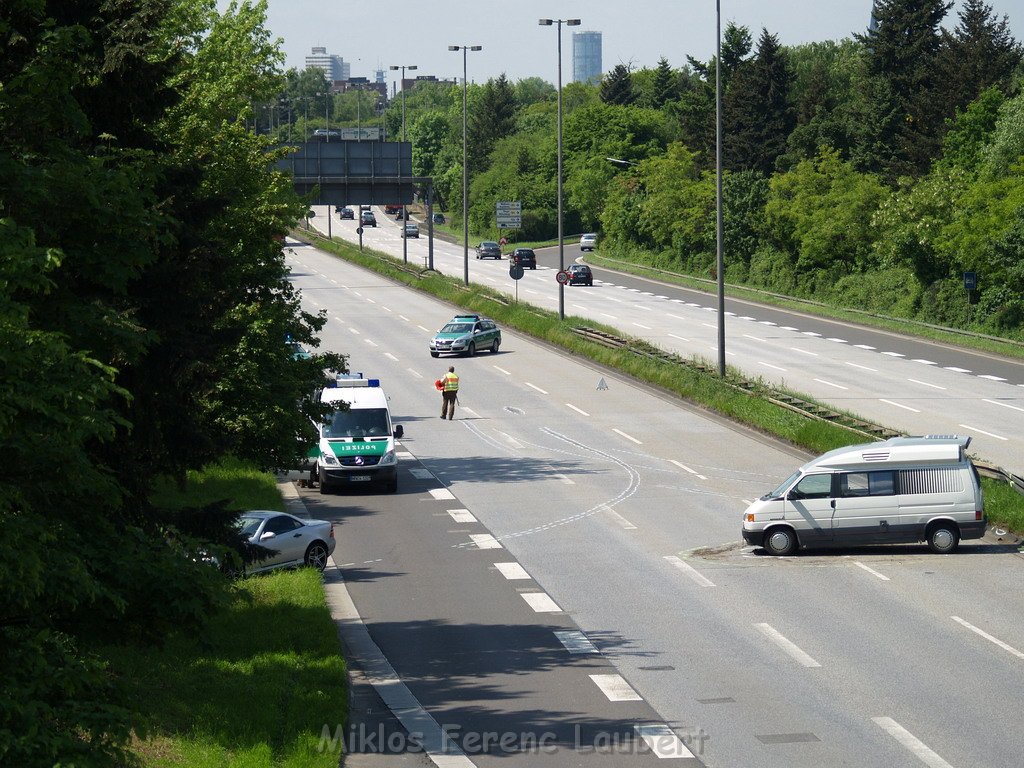 VU Stadtautobahn Zoobruecke Rich Koeln Ost AS Hoehenberg P31.JPG